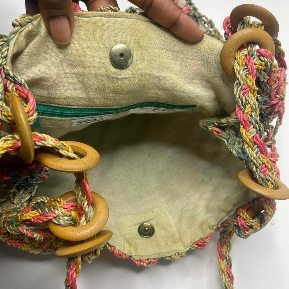 Vintage La Regale Crochet Knit shoulder Bag - Picture 6 of 6